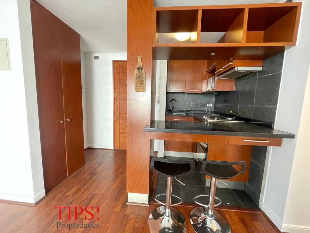 TIPSPROPIEDADES ARRIENDA DEPARTAMENTO EN LAS CONDES Valor 25 UF/Mes