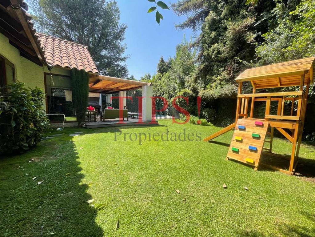 TIPSPROPIEDADES VENDE CASA EN CAMINO DEL FUNDADOR 1293, LO BARNECHEA