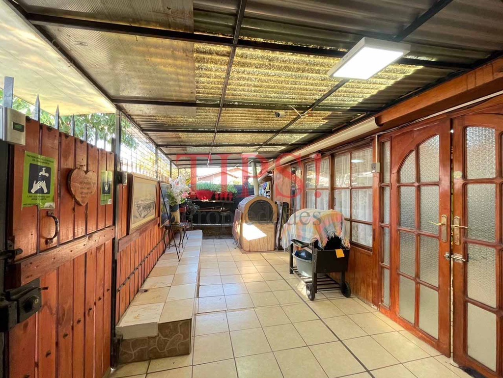 TIPSPROPIEDADES VENDE CASA EN PASAJE 8, PEÑALOLÉN