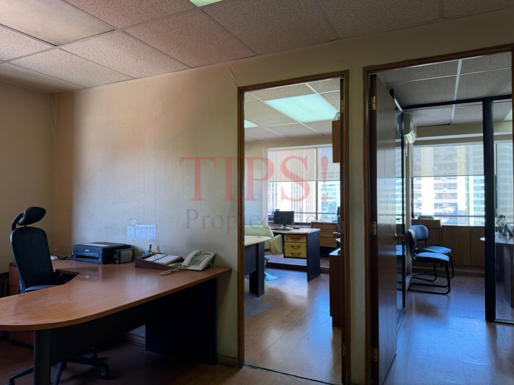 TIPSPROPIEDADES VENDE OFICINA EN LA CONCEPCIÓN 81, PROVIDENCIA