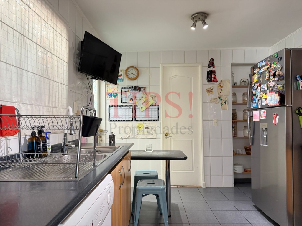 TIPSPROPIEDADES VENDE CASA EN CALLE BLUDENZ ALT. 4900, LO BARNECHEA