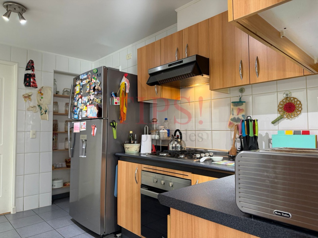 TIPSPROPIEDADES VENDE CASA EN CALLE BLUDENZ ALT. 4900, LO BARNECHEA